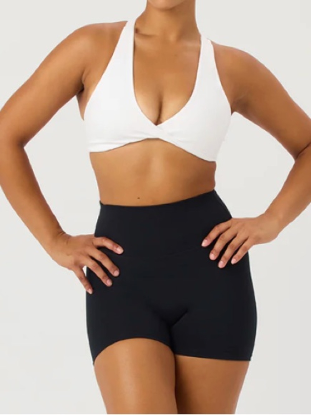 CSB Serenity Scrunch Short 4” Black